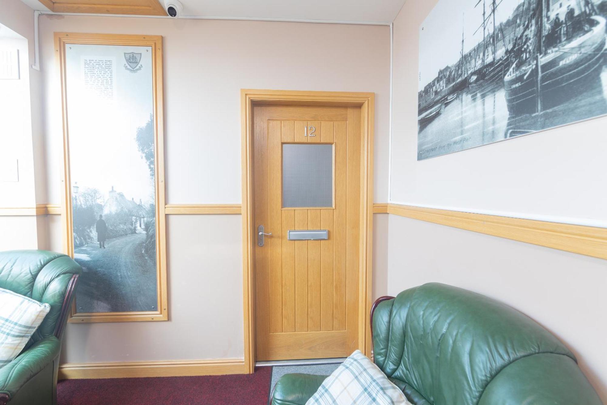 Quay Head View Aparthotel Stranraer Cameră foto